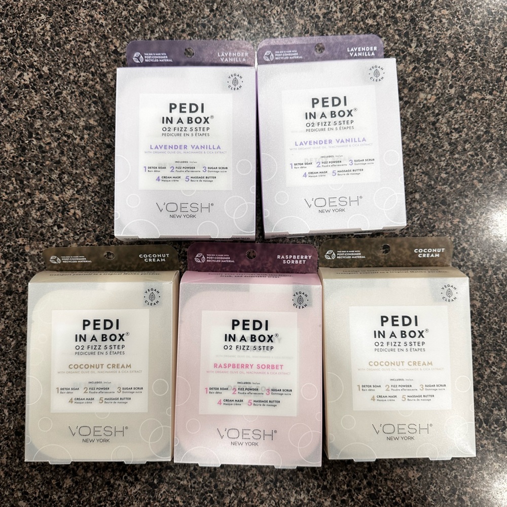 🆕VOESH Lavender, Raspberry and Coconut Pedi Set